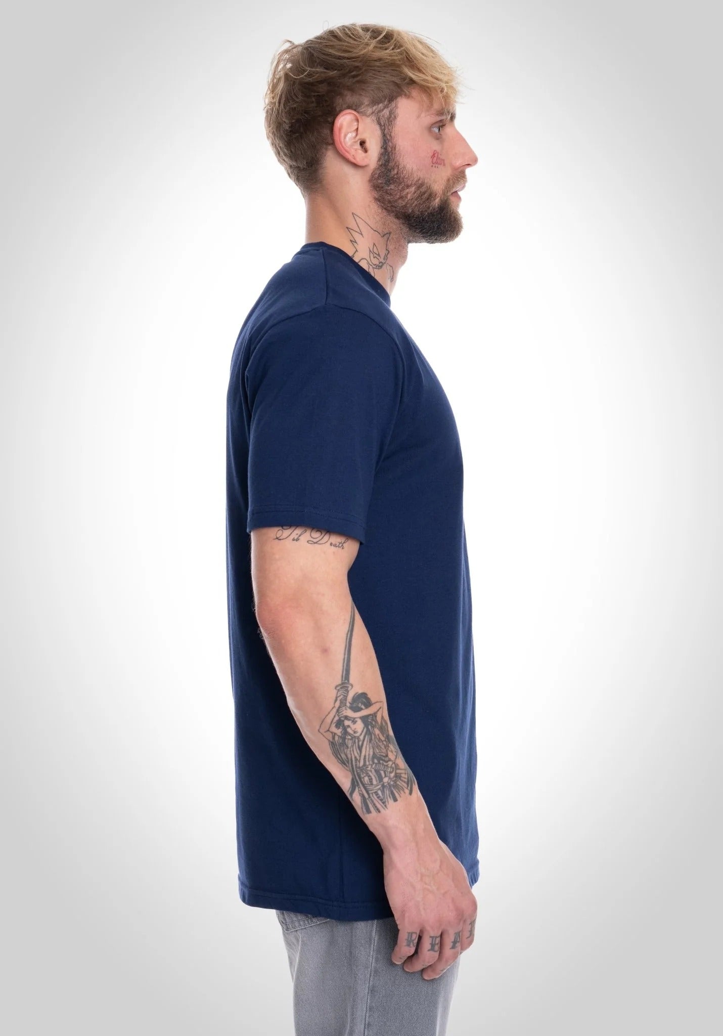 Camiseta básica de corte regular - Azul marino pizarra